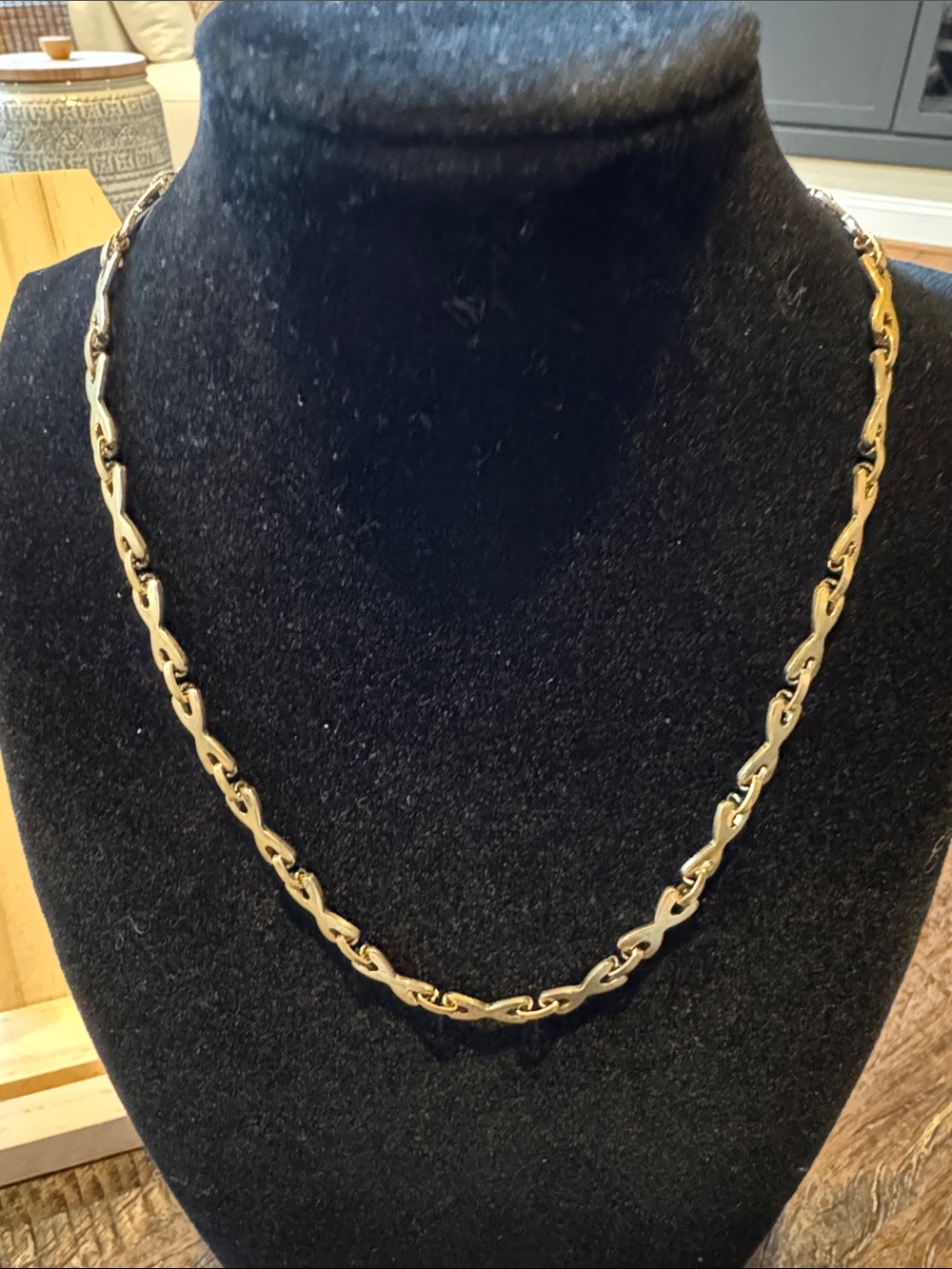 Vintage Gold-tone Women's Link Necklace - Elegant Chain